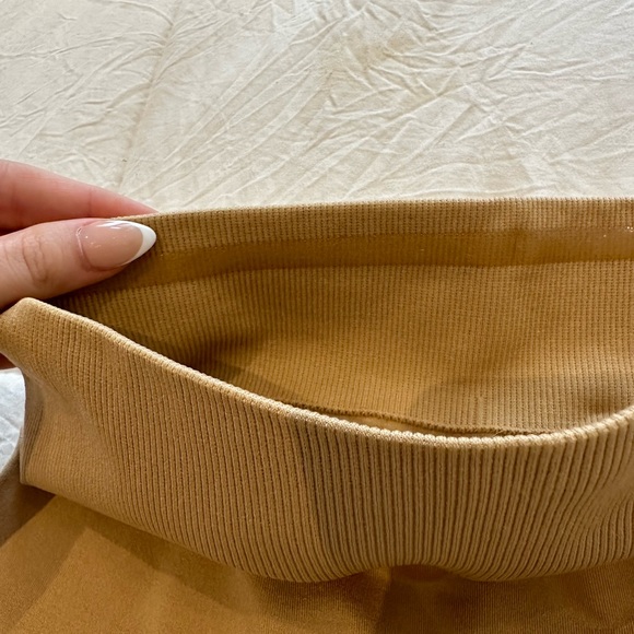 WBK Summer Leggings - Picture 11 of 12